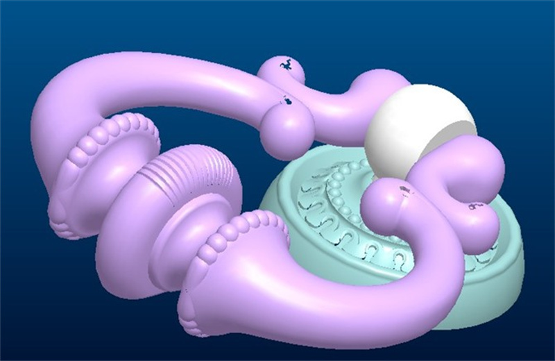 ģ